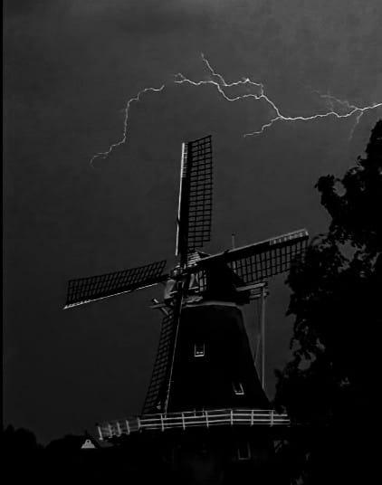 20210618_kjbats_onweer_molen.jpg