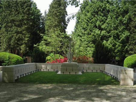 Oorlogsmonument Esserveld 4_1200.JPG